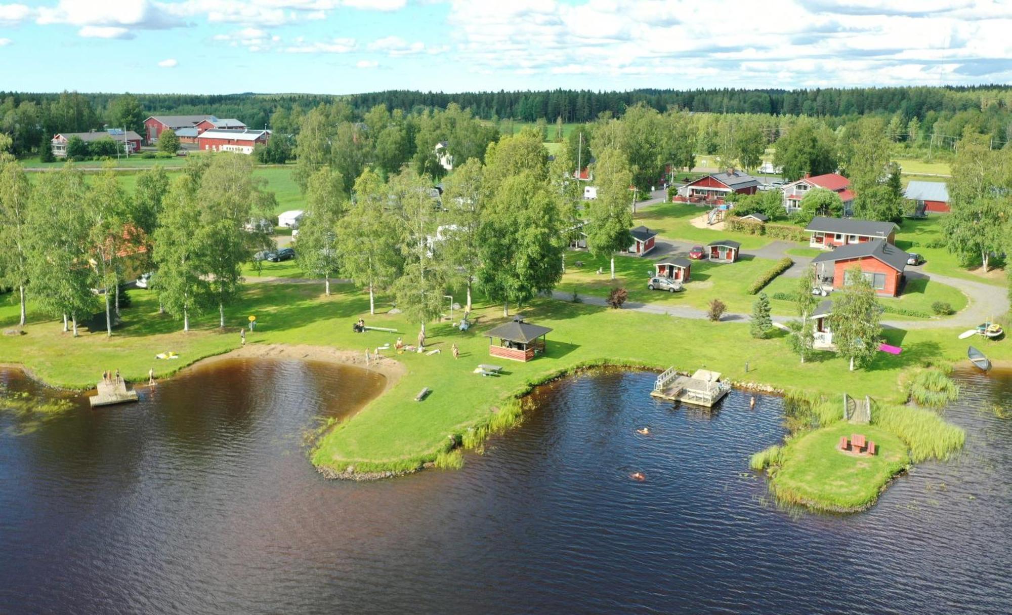 Tastulan Lomakylae Hotel Kaustinen Exterior photo